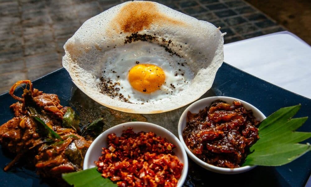 Sunrise to Sunset: A Guide to Sri Lankan Breakfast Staples (Hoppers, String Hoppers, and Roti) in Tissamaharama